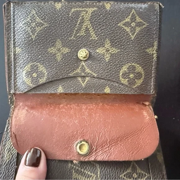 Louis Vuitton Wallet Vintage Authentic - Picture 4 of 4